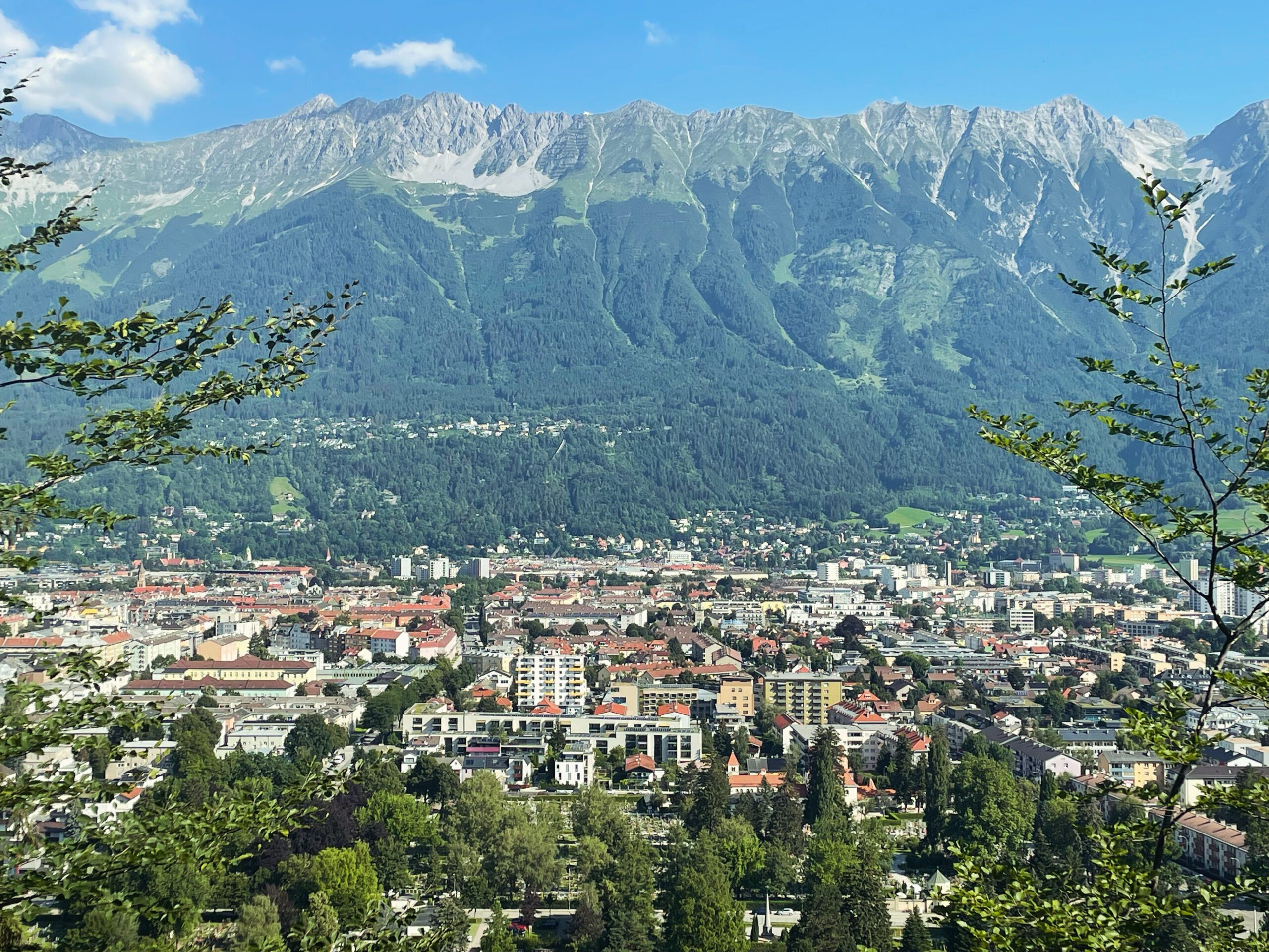 Love / Hate Goldenes Dachl Innsbruck