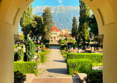 Pradler Friedhof mit Nordkette