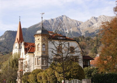 Saggen Evangelische Kirche mit Nordkette